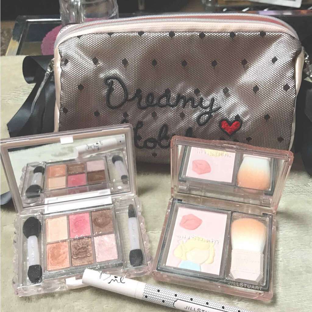 パジャマパーティコレクション (クリスマスコフレ 2017)/JILL STUART/メイクアップキットを使ったクチコミ（2枚目）