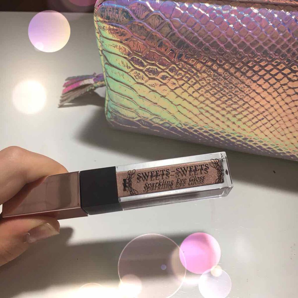 スパークリングアイグロス/スウィーツ スウィーツ/リキッドアイシャドウを使ったクチコミ(1枚目)