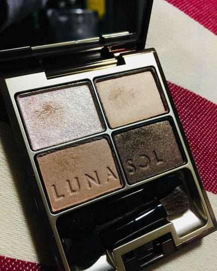 スキンモデリングアイズ/LUNASOL/アイシャドウパレットを使ったクチコミ(1枚目)