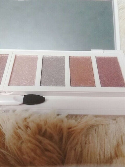 グラマラスヌード アイパレット (クリスマスコフレ 2017)/Visée/メイクアップキットを使ったクチコミ(4枚目)