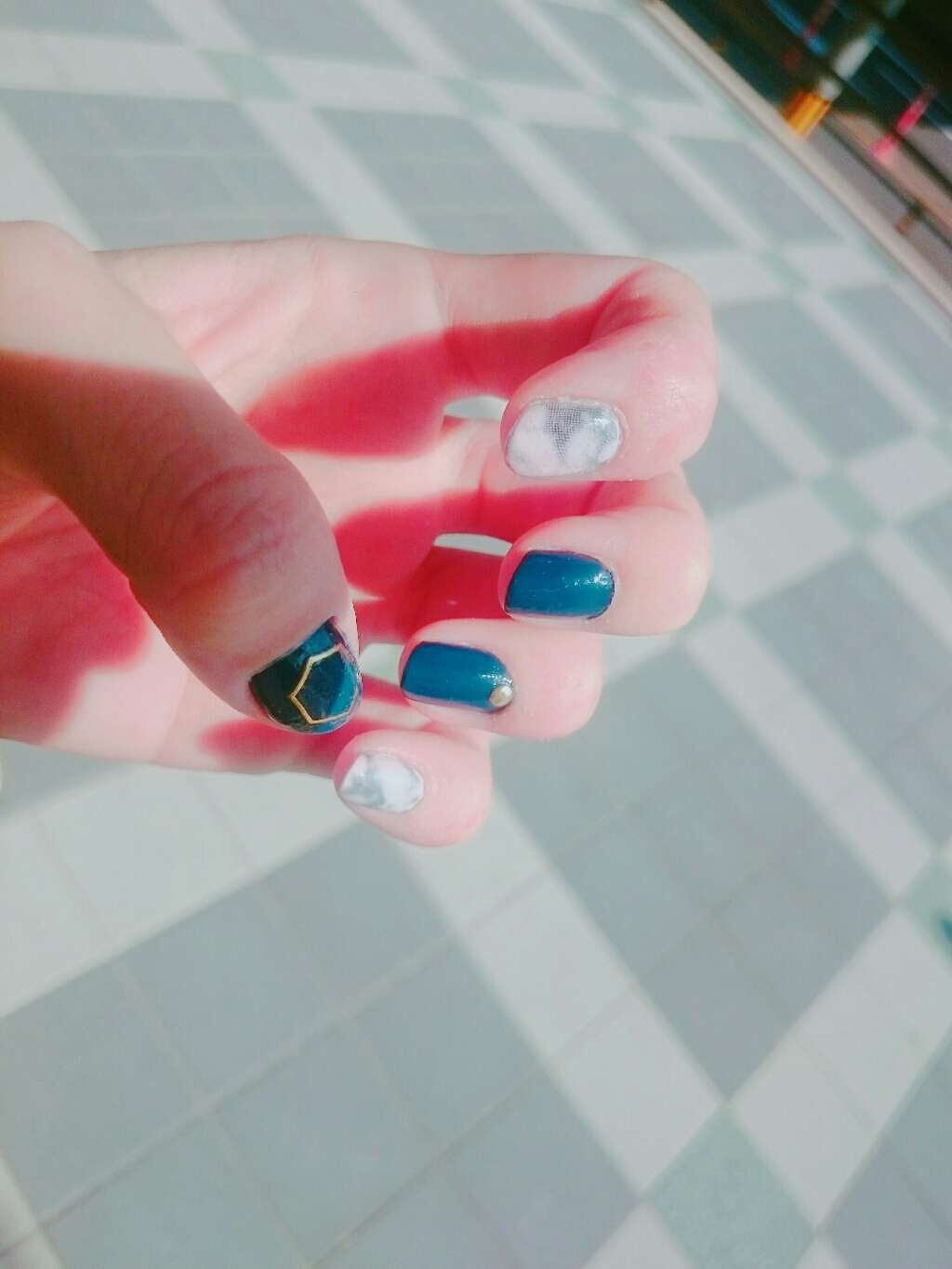 カラフルネイルズ/キャンメイク/マニキュアを使ったクチコミ（1枚目）