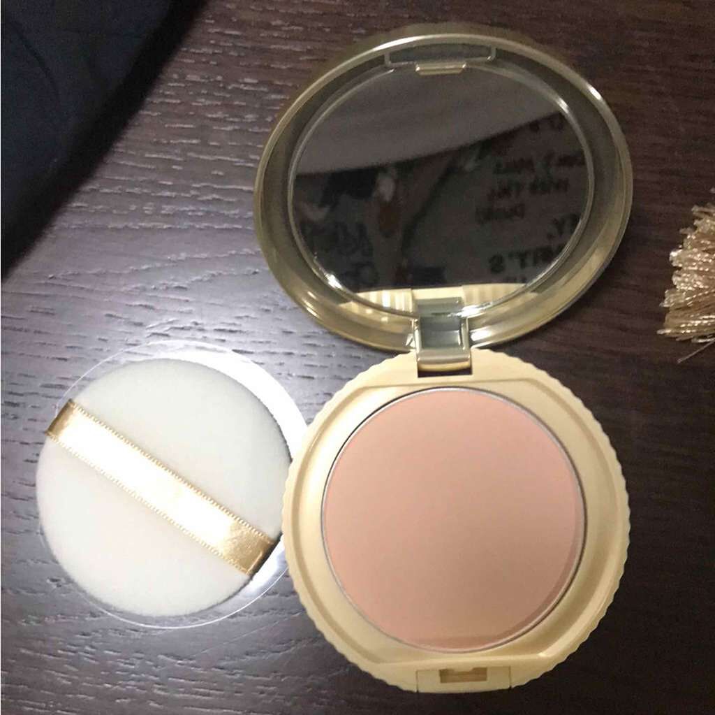 【旧品】マシュマロフィニッシュパウダー/キャンメイク/プレストパウダーを使ったクチコミ(3枚目)