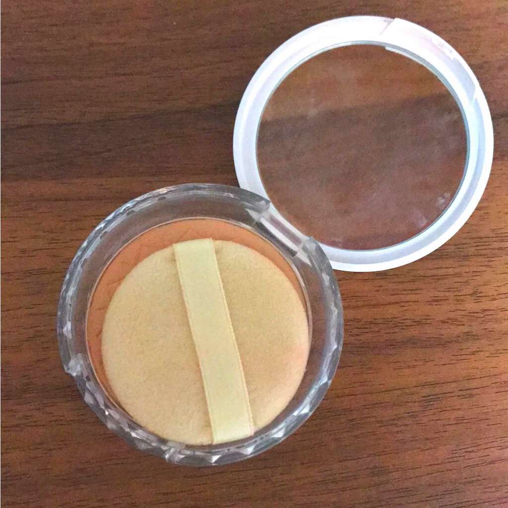 UVクリアフェイスパウダー/CEZANNE/プレストパウダーを使ったクチコミ（2枚目）