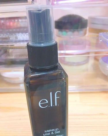 elf メイクアップミスト＆セット 60ml

メイクの初めに化粧水としてつけても
いいです🎵

メイクのあとに５プッシュくらいすると
ほんとによれずらくなりました😍
すぐ乾きます✳ 小鼻の横が
すぐコ