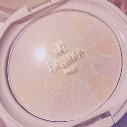 ラ プードル オートニュアンス/Elégance/プレストパウダーを使ったクチコミ(2枚目)