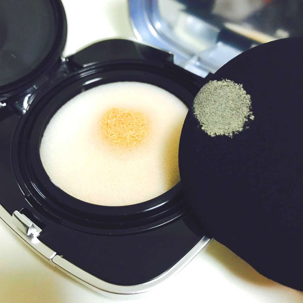 MEDICUBE メディキューブレッドクッションのクチコミ「韓国コスメ！メディキューブ

こちらは韓国のクッションファンデーションになります。メディキュー.....」（3枚目）