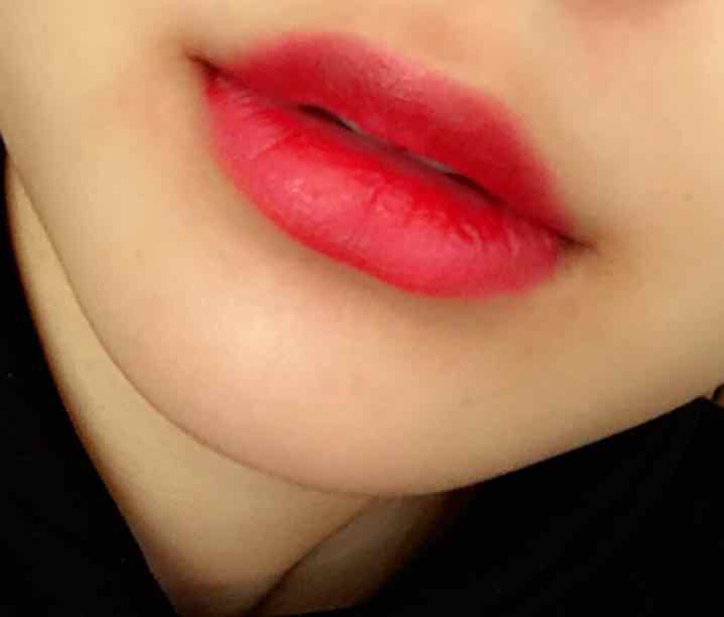 リップ スティック V/ANNA SUI/口紅を使ったクチコミ(2枚目)