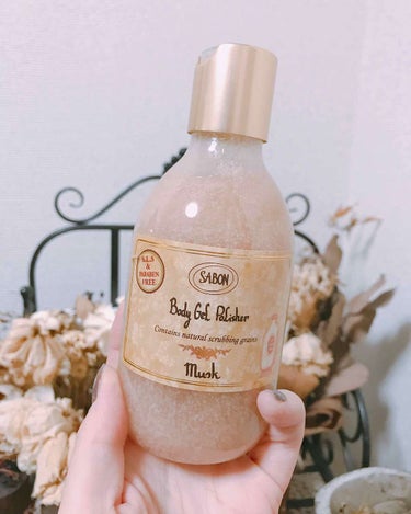 SABON ボディジェルポリッシャーのクチコミ「🛁こちらはスクラブ入りのボディソープ🚿パミスストーンというスクラブが入っているため、冬のゴワつ.....」（1枚目）