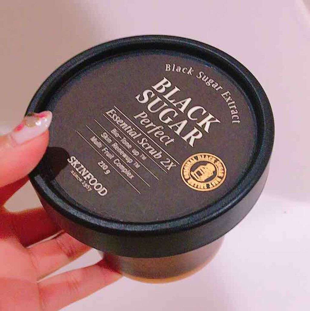 ブラックシュガー パーフェクト エッセンシャル スクラブ2X/SKINFOOD/洗い流すパック・マスクを使ったクチコミ(1枚目)