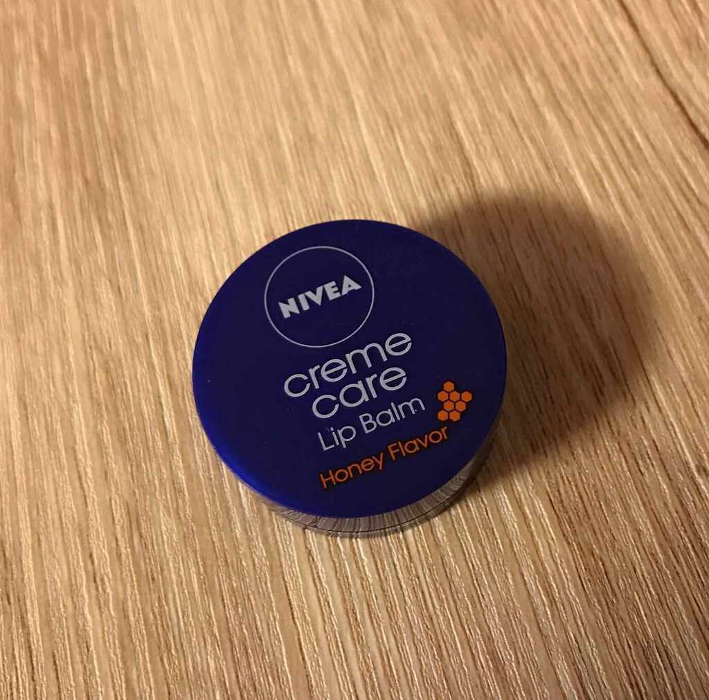ニベア クリームケア リップバーム はちみつの香り/ニベア/リップケアを使ったクチコミ（1枚目）