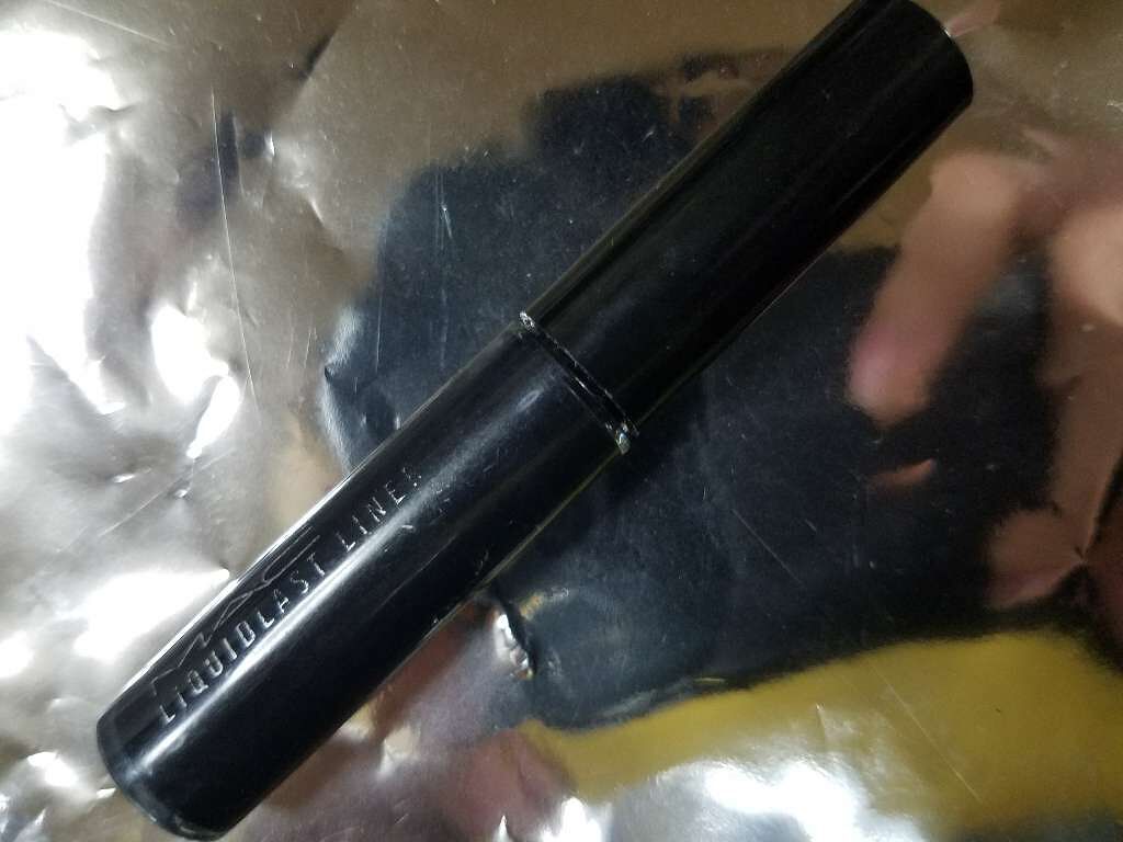 リキッドラスト ライナー/M・A・C/リキッドアイライナーを使ったクチコミ（1枚目）