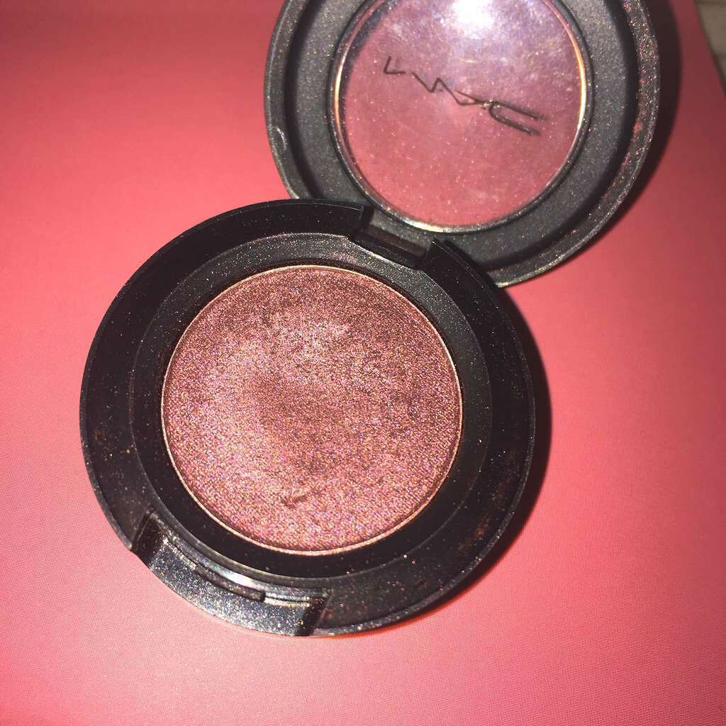 スモール アイシャドウ/M・A・C/単色アイシャドウを使ったクチコミ（2枚目）