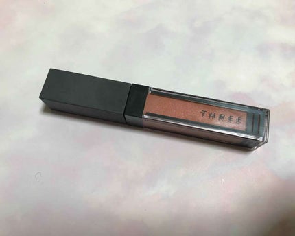 ウイスパーグロスフォーアイ/THREE/リキッドアイシャドウを使ったクチコミ(1枚目)