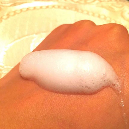 SENKA(専科) パーフェクトホイップマスクのクチコミ「☆泡パック☆
☆専科 パーフェクトホイップマスク
CM見て気になって購入してみました。
.....」(2枚目)