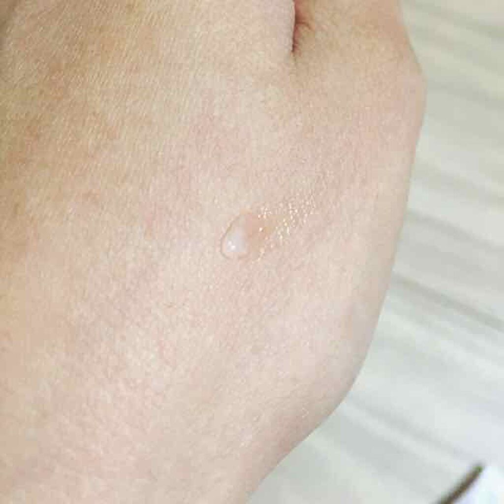 マジカルステイ リップコート ケアプラス/リンメル ロンドン/リップオイルを使ったクチコミ(2枚目)