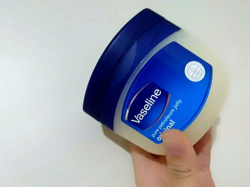 オリジナル ピュアスキンジェリー/ヴァセリン/ボディクリームを使ったクチコミ（1枚目）