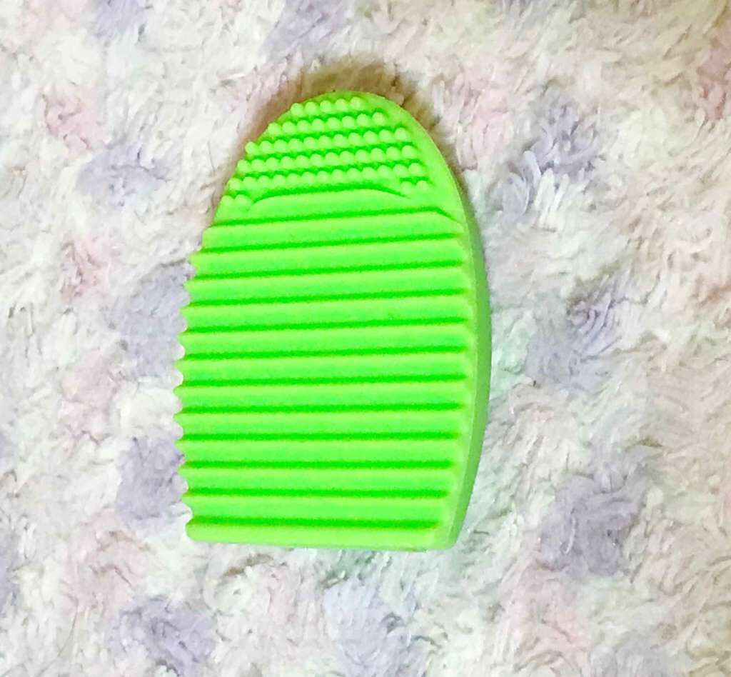 シリコーン ハンディ やわらか洗濯板/DAISO/その他を使ったクチコミ（2枚目）