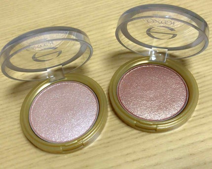 シャイニーシャドウ N/excel/単色アイシャドウを使ったクチコミ(2枚目)