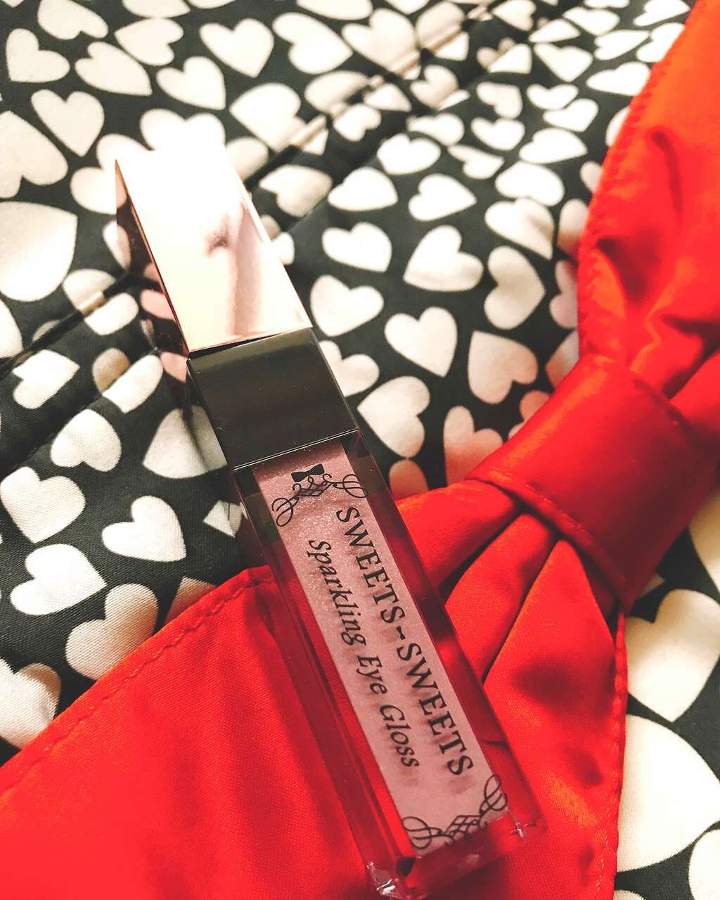 スパークリングアイグロス/スウィーツ スウィーツ/リキッドアイシャドウを使ったクチコミ(1枚目)