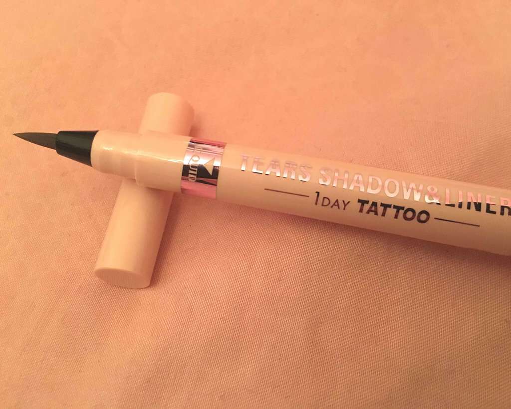 ティアーズシャドウ＆ライナー/K-パレット/スティックアイシャドウを使ったクチコミ（1枚目）