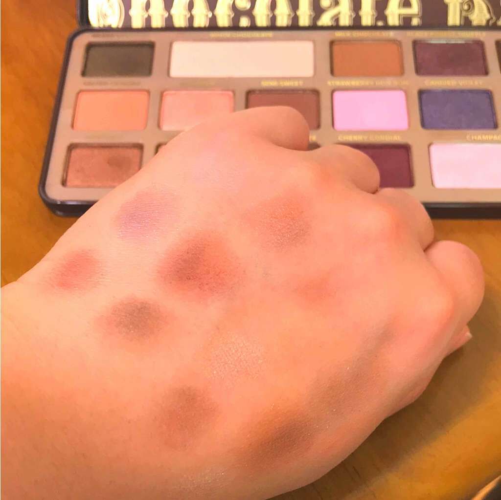 チョコレート バー アイシャドウ パレット/Too Faced/アイシャドウパレットを使ったクチコミ(2枚目)