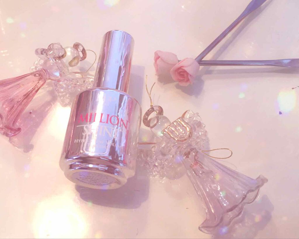 きなこ。 on LIPS 「最近買ったお気に入り!厚みもでるし、すぐ乾く!ジェルみたいにト..」(1枚目)