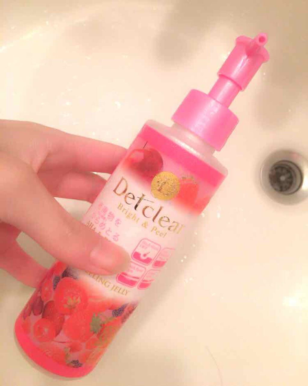DETクリア ブライト＆ピール ピーリングジェリー <ミックスベリーの香り>/Detclear/ピーリングを使ったクチコミ（2枚目）
