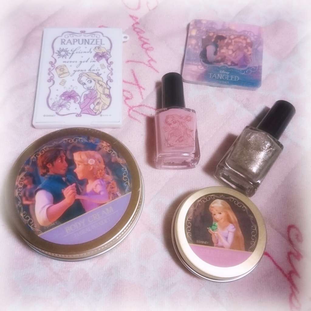 ディズニーコスメ しまむらの口コミ しまむらの７点セットコスメ バニティ By ℳ 敏感肌 Lips