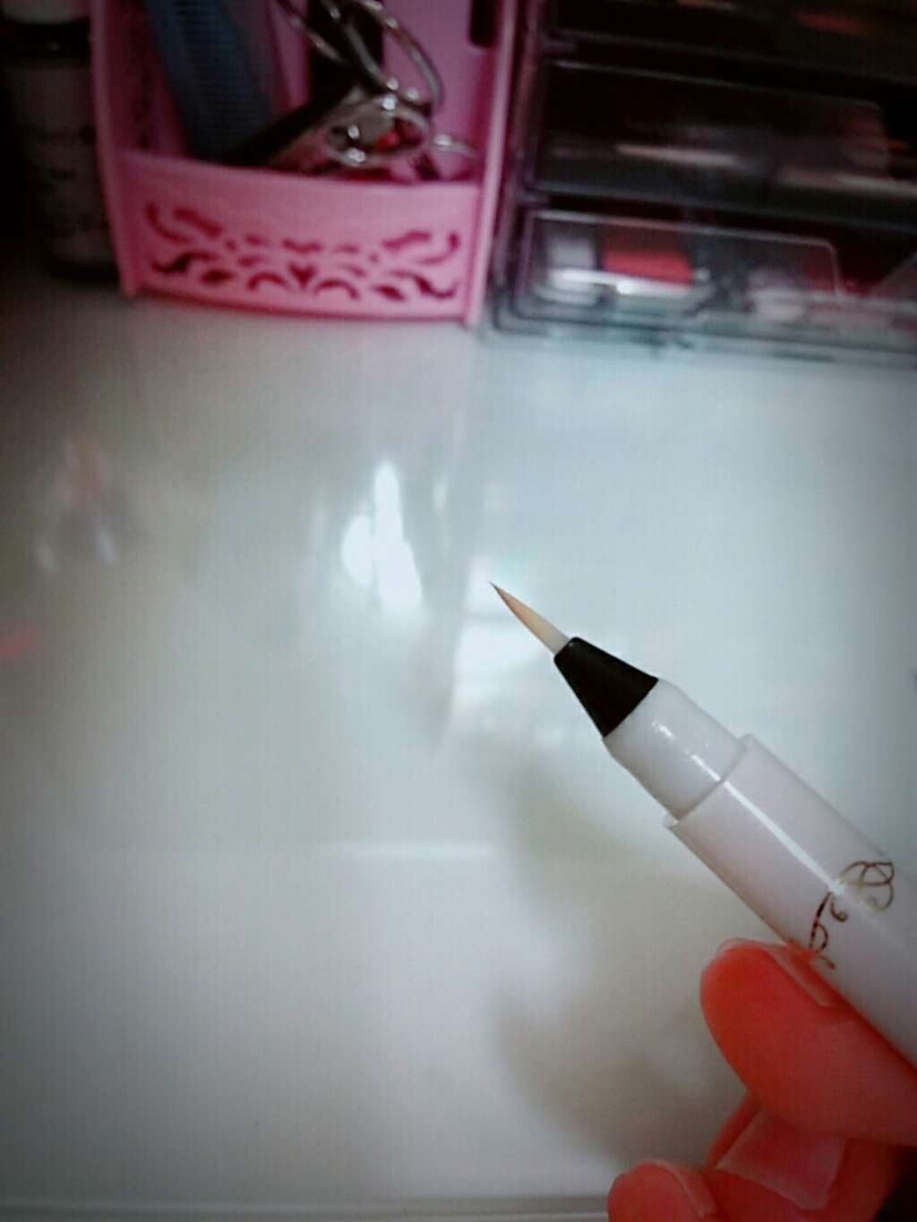 K-パレット リアルラスティング ティアーズタンクのクチコミ「アイカラーと涙袋用美容液が
一本になってるものです🤗

パウダーのほうは
チップになってて
そ.....」（3枚目）