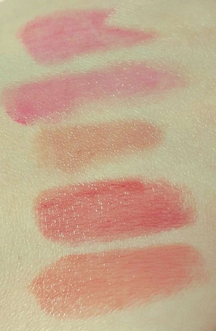 ラスティンググロスリップ/CEZANNE/口紅を使ったクチコミ(2枚目)