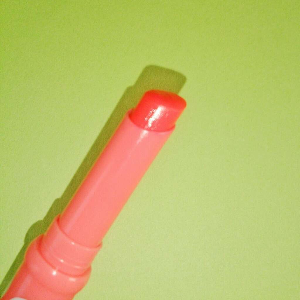 リップクリーム カラー BABY LIPS/MAYBELLINE NEW YORK/リップケアを使ったクチコミ(2枚目)