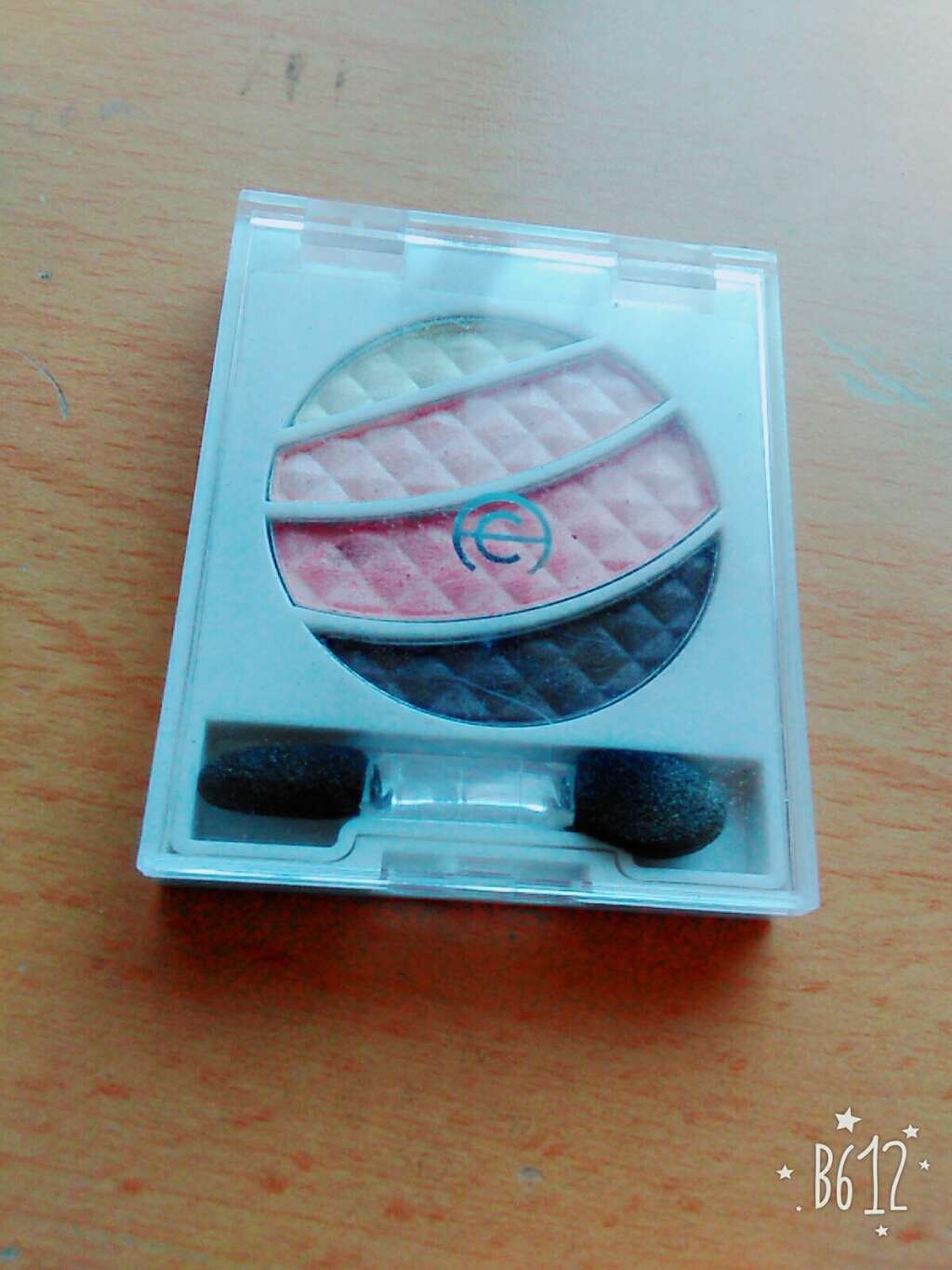 AC きらきらアイシャドウM/AC MAKEUP/アイシャドウパレットを使ったクチコミ(1枚目)