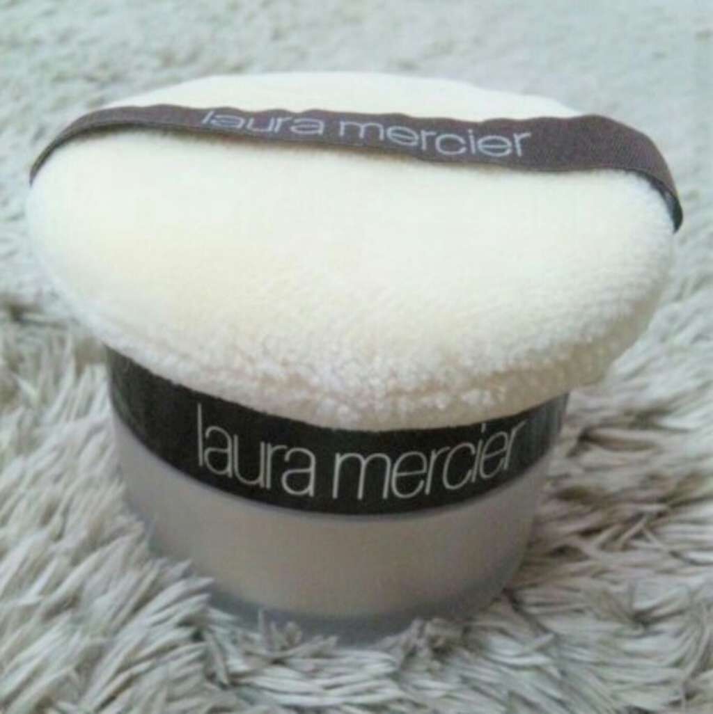 ルースセッティングパウダー トランスルーセント/ローラ メルシエ/ルースパウダーを使ったクチコミ(1枚目)