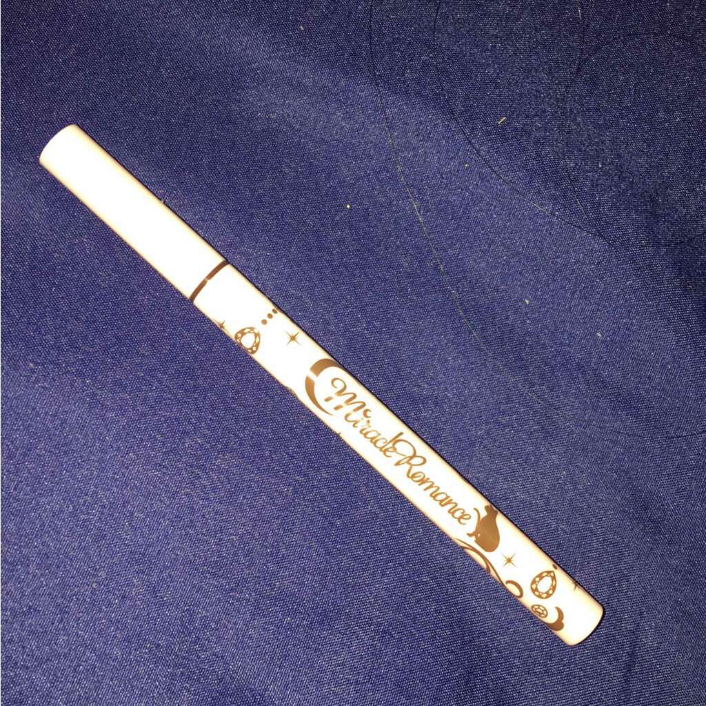 ムーンスティックペンシルアイライナー/ミラクルロマンス/ペンシルアイライナーを使ったクチコミ（1枚目）