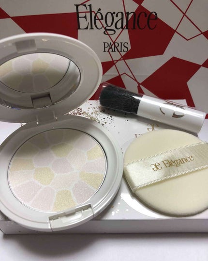 ラ プードル オートニュアンス/Elégance/プレストパウダーを使ったクチコミ(1枚目)