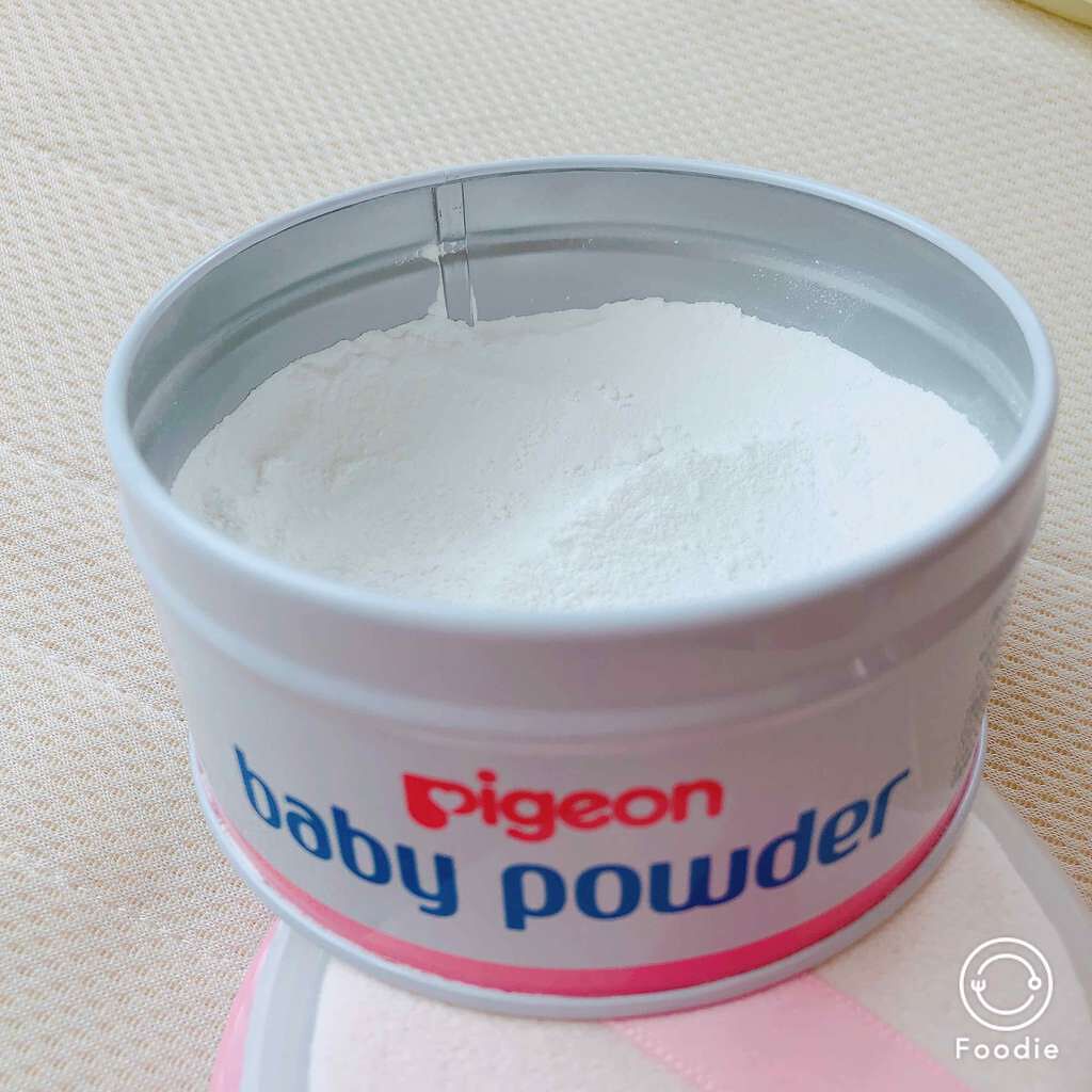 ベビーパウダーEピンク缶/ピジョン/ボディパウダーを使ったクチコミ(4枚目)