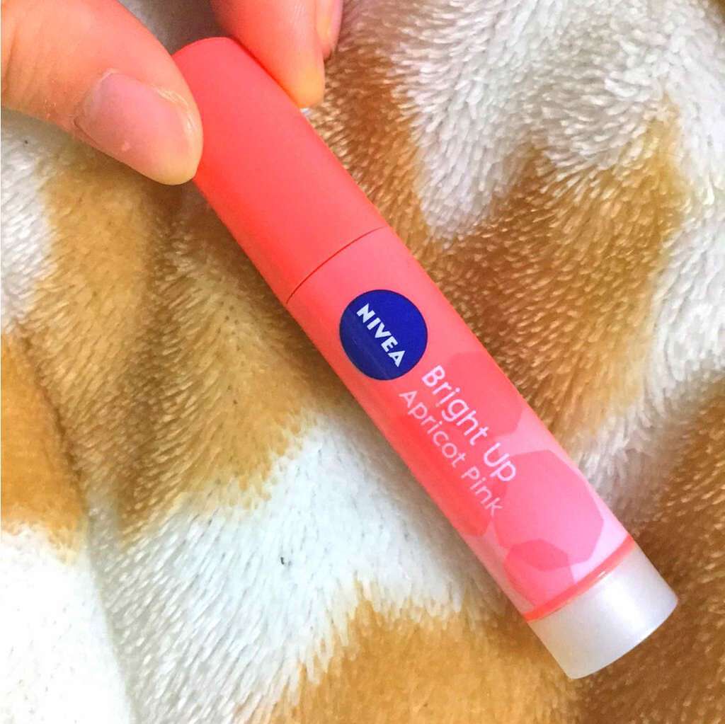 モイストピュアカラーリップ/ニベア/リップクリームを使ったクチコミ(1枚目)