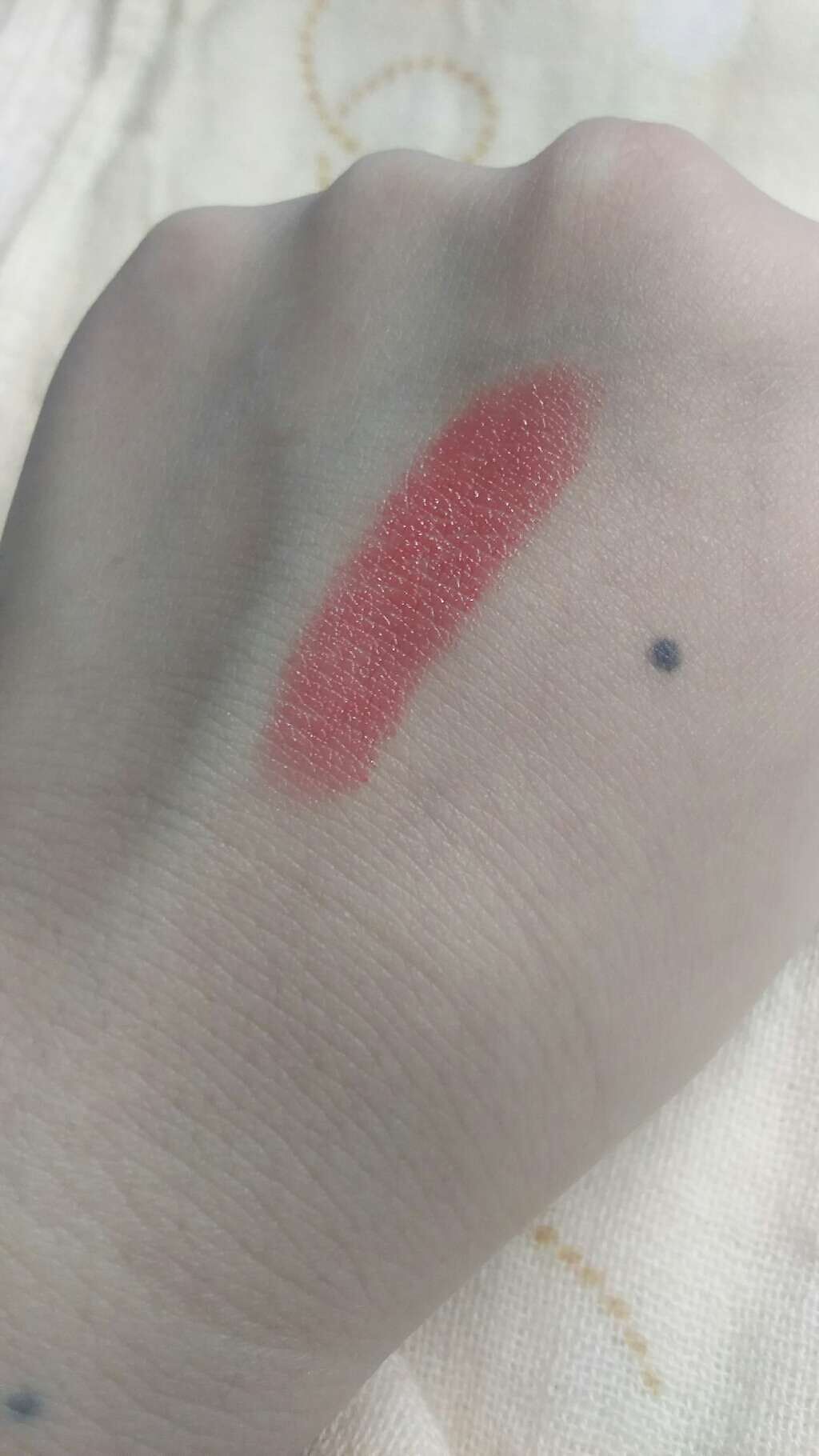 プラチナム 顔色アップ エッセンスルージュ/エルシア/口紅を使ったクチコミ(3枚目)