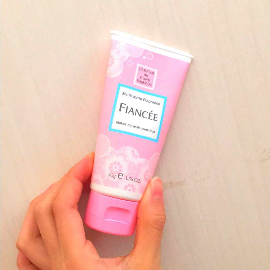 ハンドクリーム ピュアシャンプーの香り/フィアンセ/ハンドクリームを使ったクチコミ（1枚目）