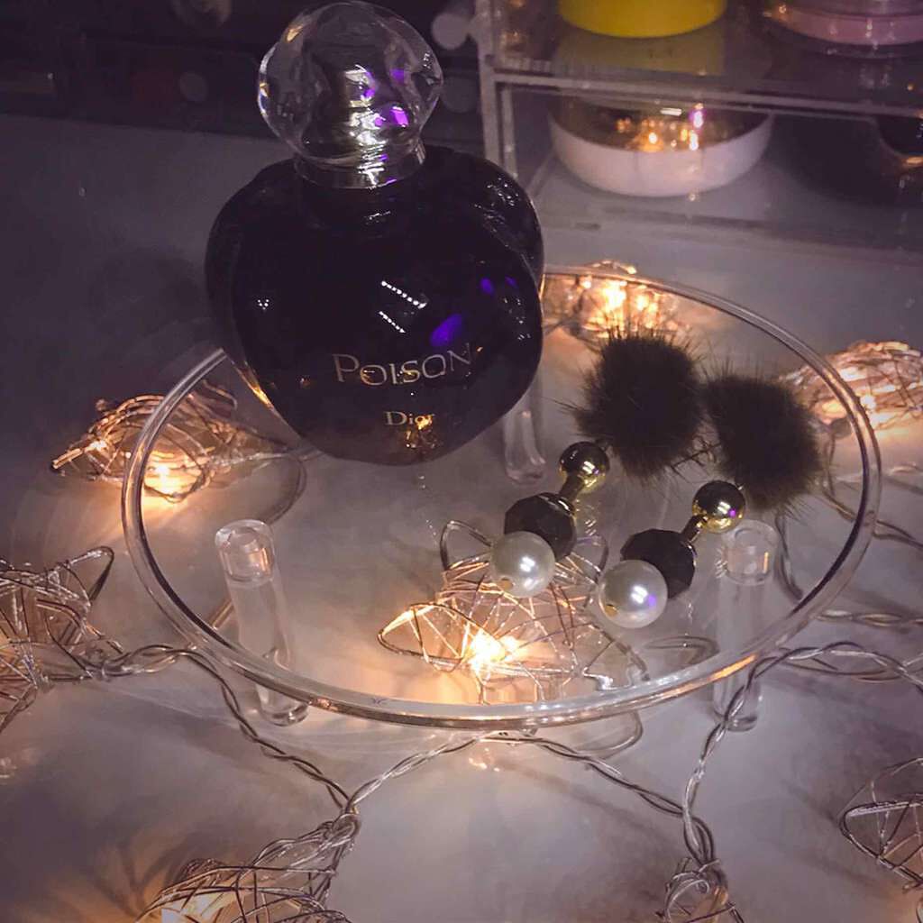 試してみた】Dior プアゾン オードゥトワレのリアルな口コミ・レビュー