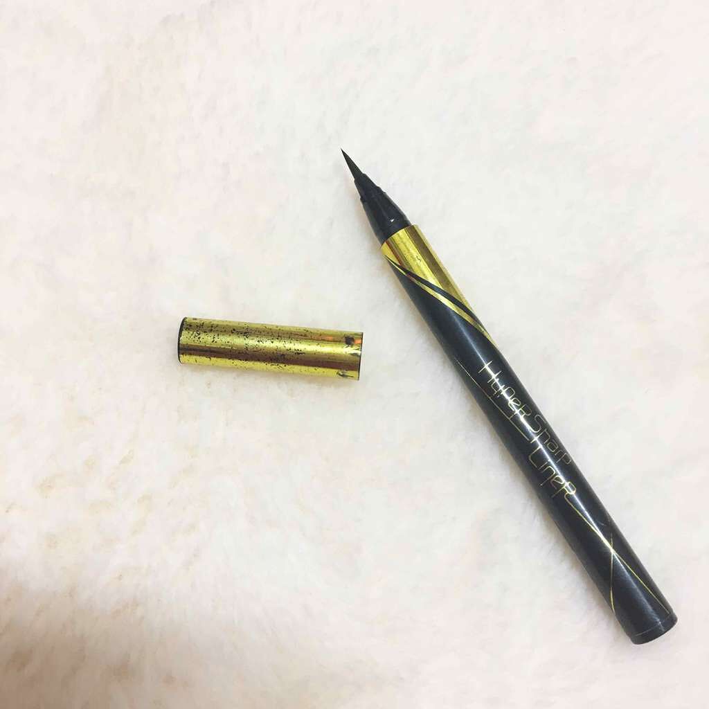 ハイパーシャープ ライナー R/MAYBELLINE NEW YORK/リキッドアイライナーを使ったクチコミ(1枚目)