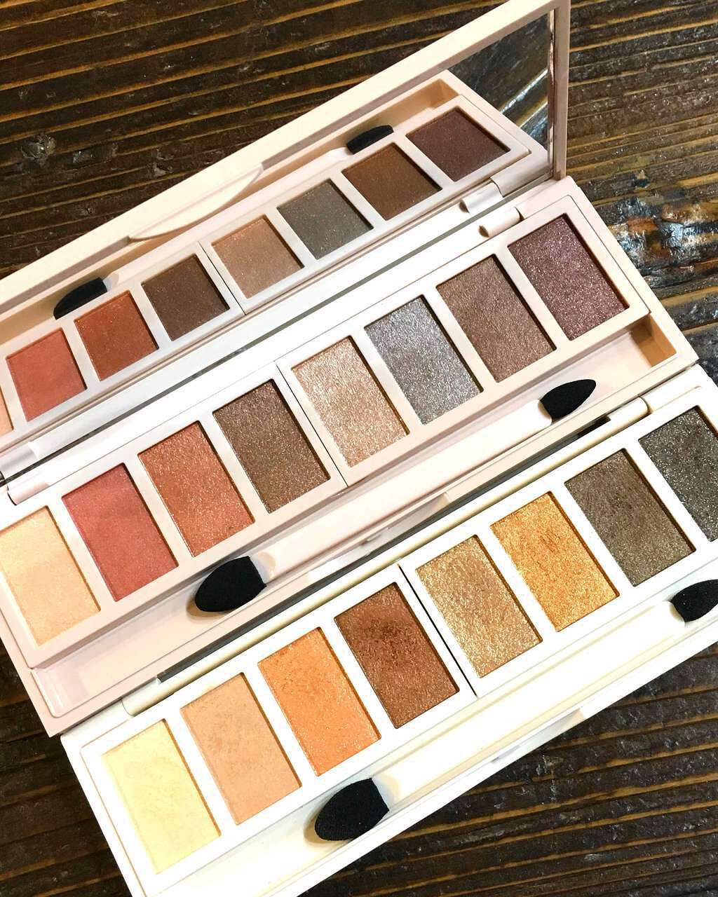 グラマラスヌード アイパレット (クリスマスコフレ 2017)/Visée/メイクアップキットを使ったクチコミ(3枚目)