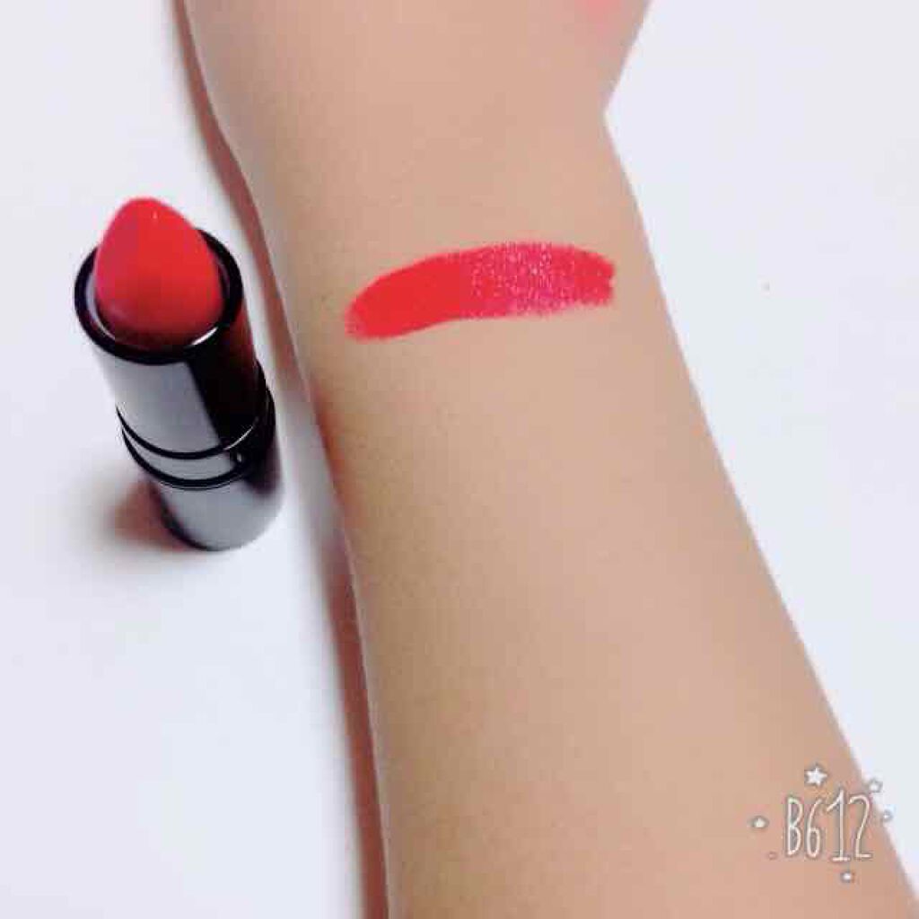 カラーハイビジョンルージュ/KATE/口紅を使ったクチコミ(2枚目)