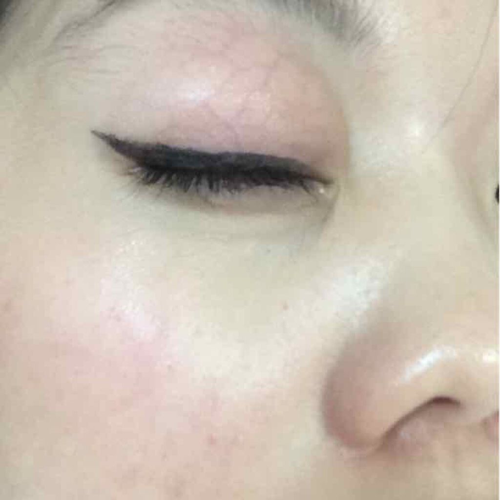 なりえさん。🤨 on LIPS 「描きやすさとしては非常に良かったです。アイラインがうまく描けな..」(3枚目)