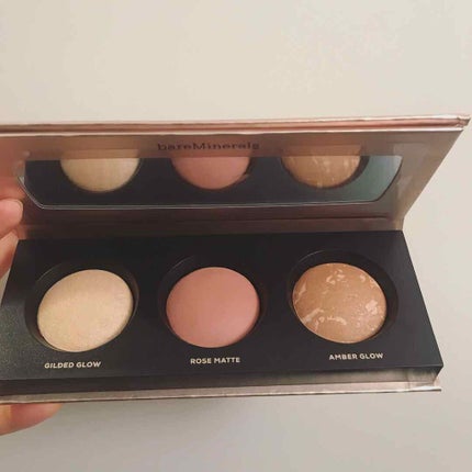 bareMinerals チークカラーのクチコミ「ベアミネラルの限定フェイスカラーパレットゲットしました🤸🏼♀️
可愛いすぎ!😊
..」(1枚目)