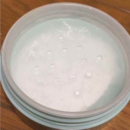 ノーセバム ミネラルパウダー/innisfree/ルースパウダーを使ったクチコミ(2枚目)