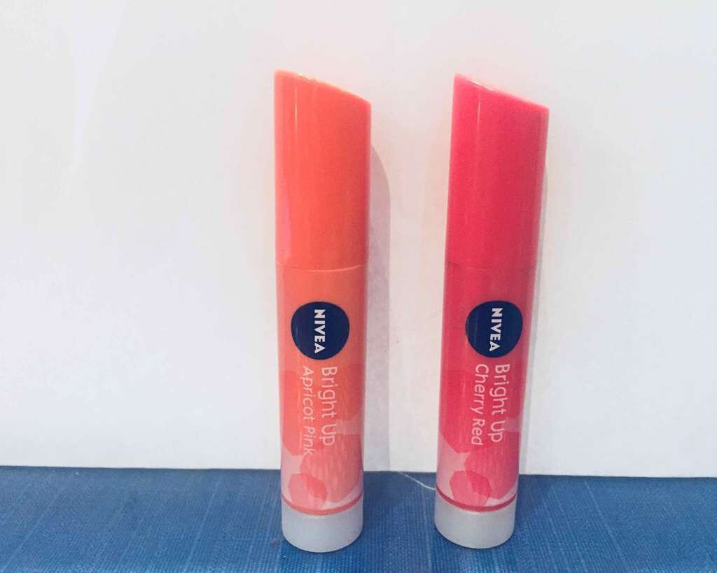 モイストピュアカラーリップ/ニベア/リップクリームを使ったクチコミ（1枚目）