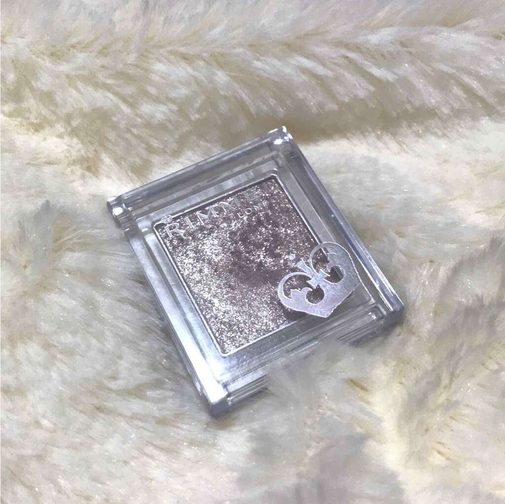 プリズム パウダーアイカラー/リンメル ロンドン/単色アイシャドウを使ったクチコミ(1枚目)