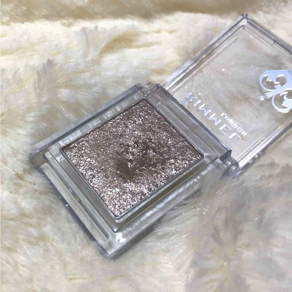 プリズム パウダーアイカラー/リンメル ロンドン/単色アイシャドウを使ったクチコミ(2枚目)