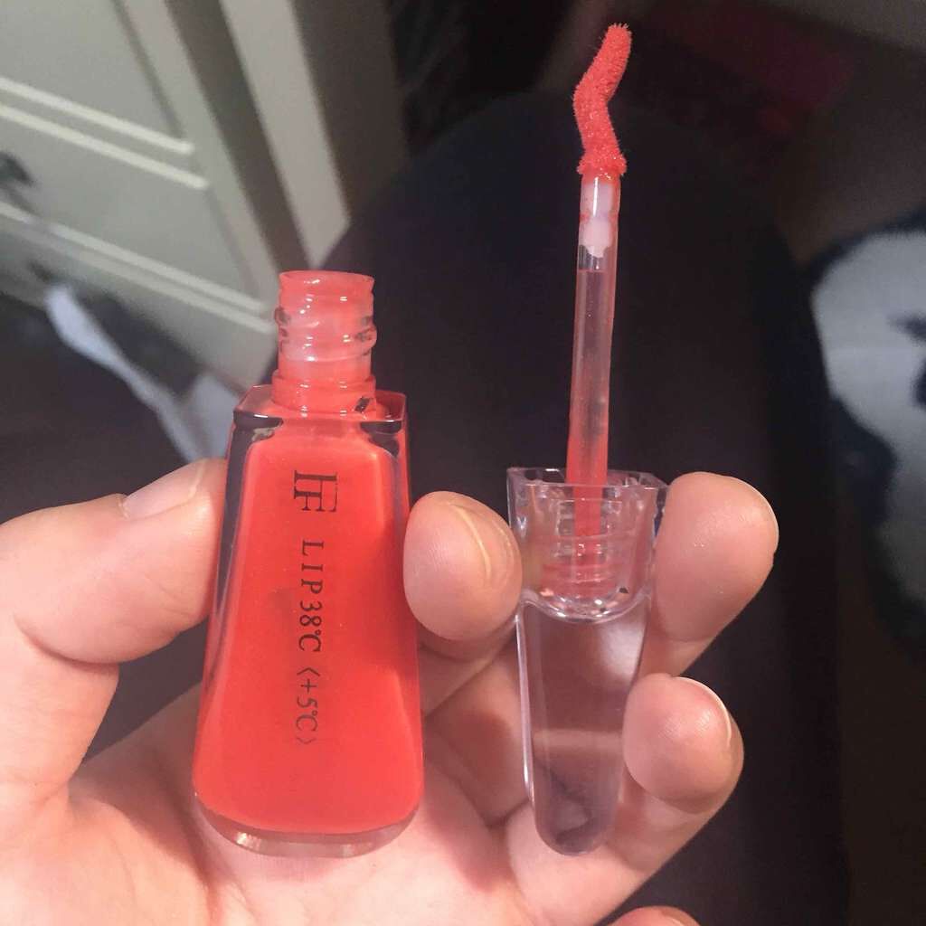 38°C / 99°F リップトリートメント (リップ美容液)/UZU BY FLOWFUSHI/リップケアを使ったクチコミ(1枚目)